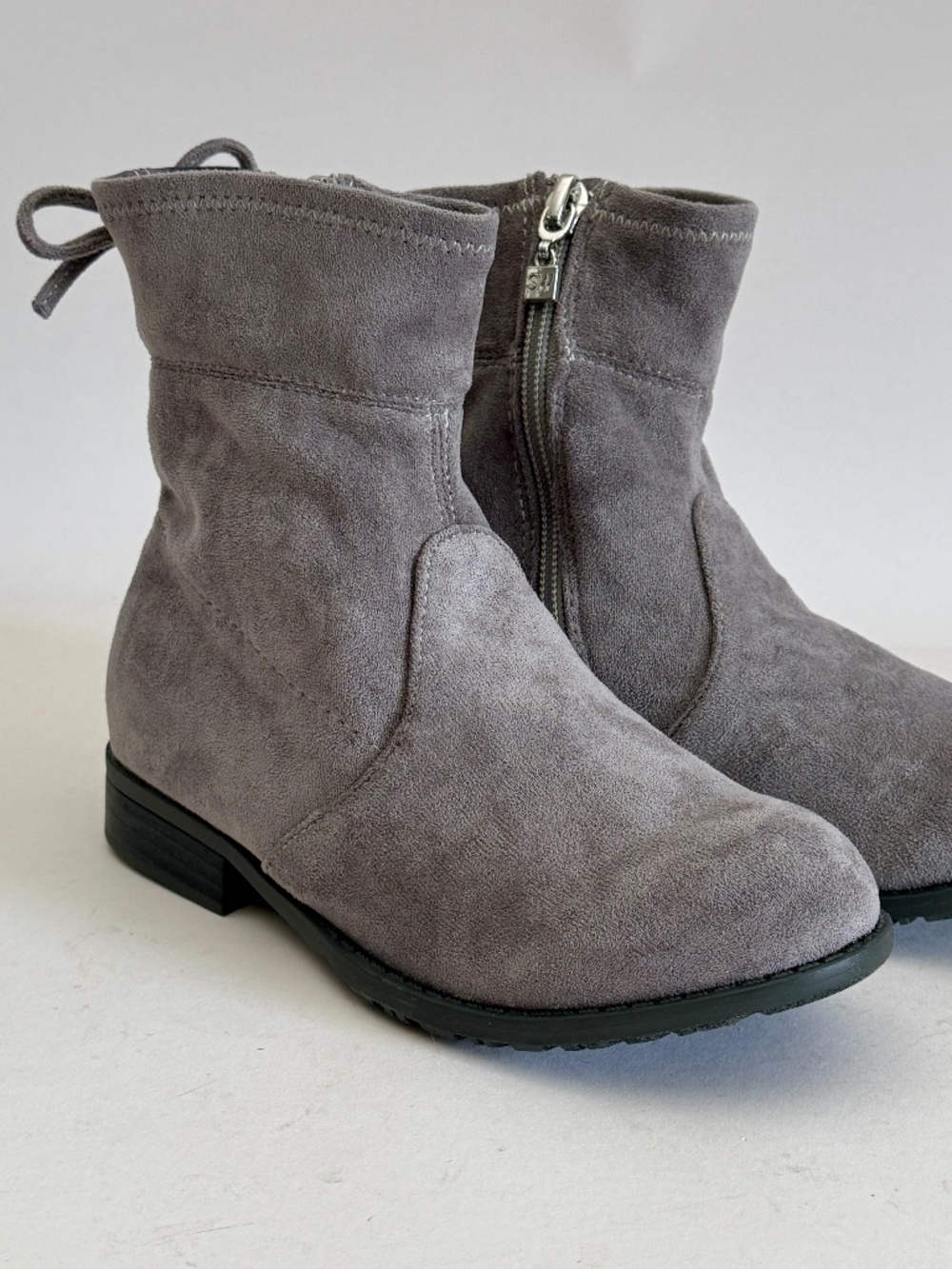 NEW Stuart Weitzman Girls Lowland Mid MM Boots in Gray - Size 12
